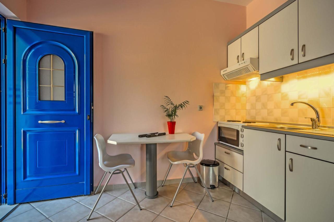 Heraklion Beach Hideaway Explore, Relax, Repeat-3 Gazi Exterior foto